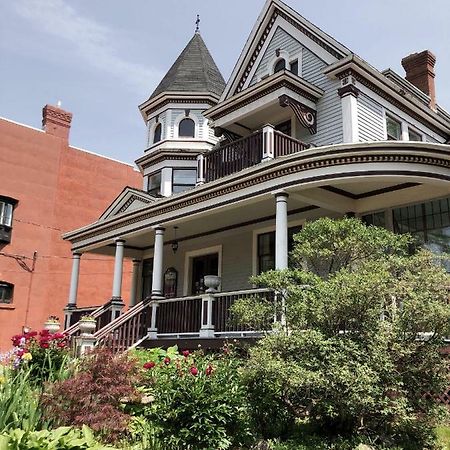 Mahogany Manor Bed & Breakfast Saint John Exterior foto