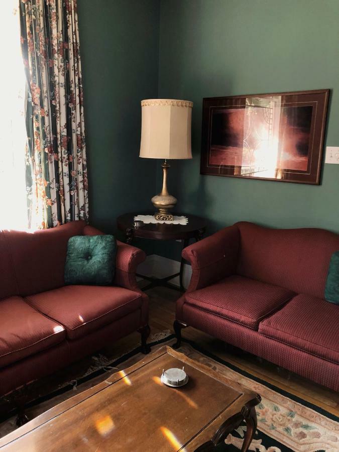 Mahogany Manor Bed & Breakfast Saint John Exterior foto