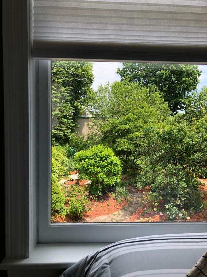 Mahogany Manor Bed & Breakfast Saint John Exterior foto